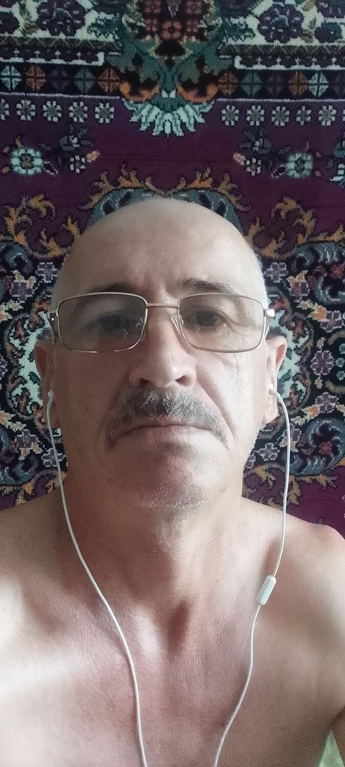  37131277  Ilia, 55 ,    