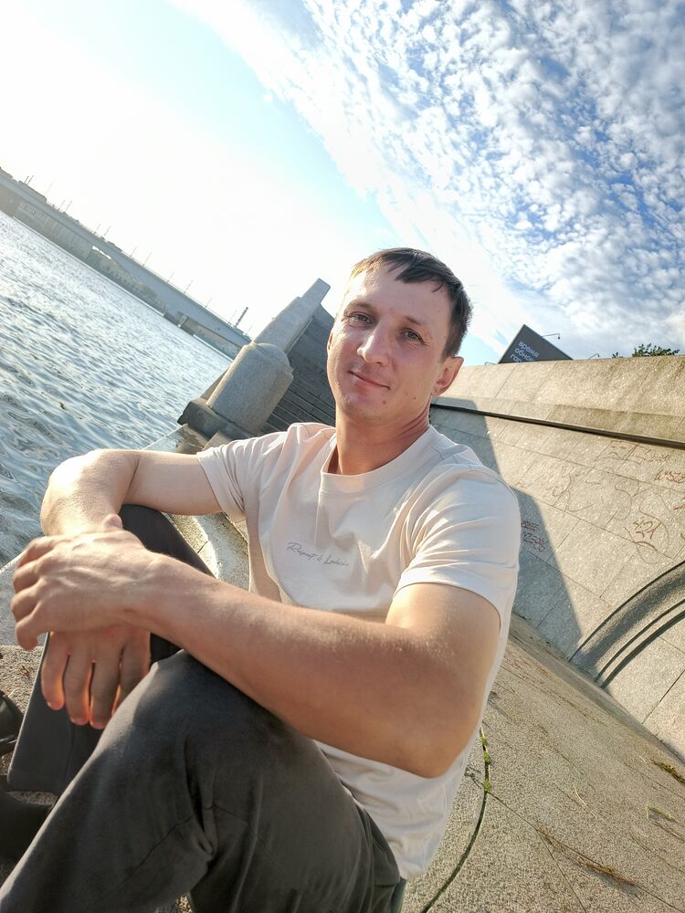  53160657  Nikolai, 34 ,    -