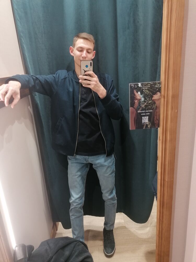  -,   Valerka, 25 ,   ,   
