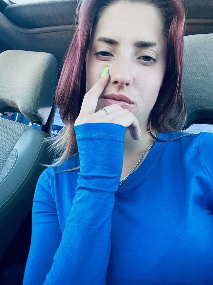  ,   Ketti, 26 ,   c 