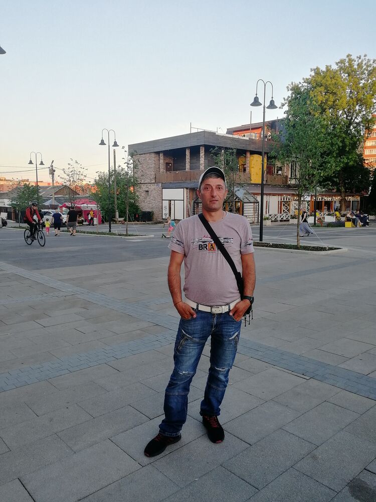  37856467  , 47 ,    