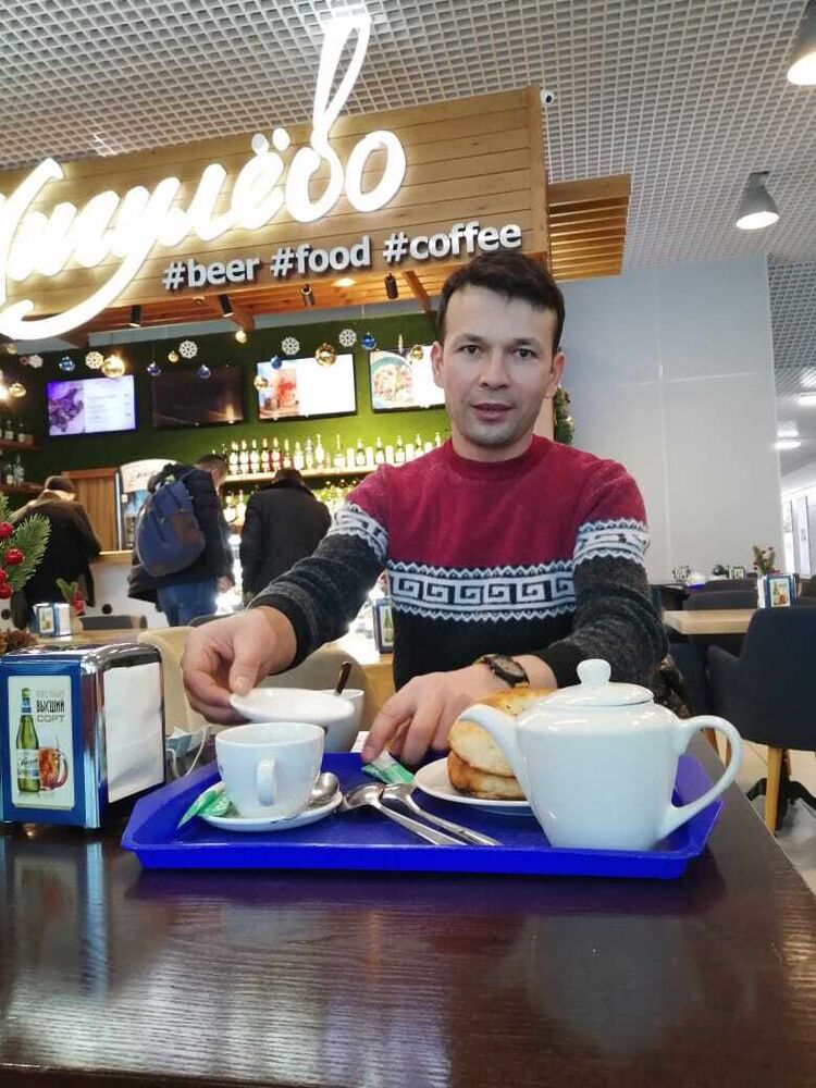  ,   Oybek, 40 ,   ,   