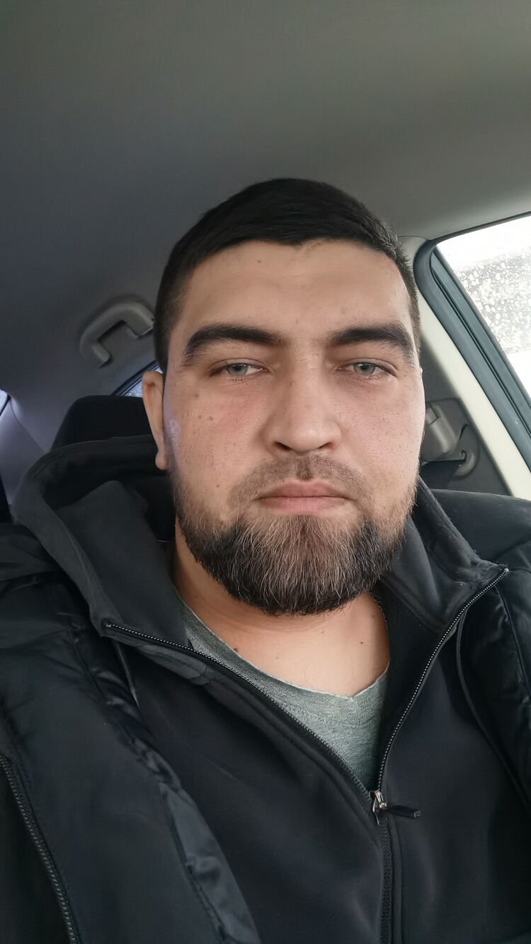  52663247  , 32 ,    