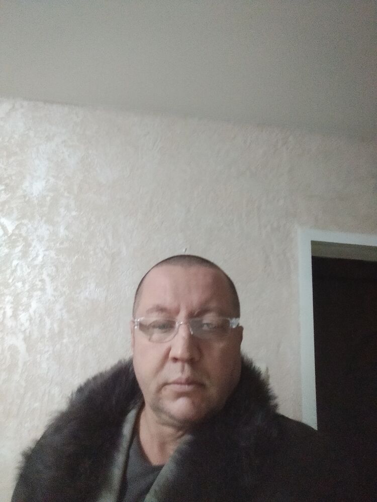  31038137  , 52 ,    