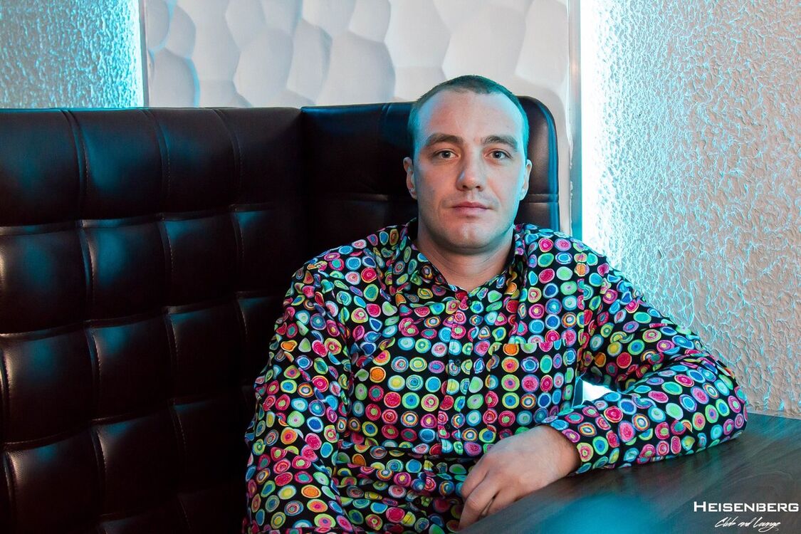  ,   Vadim, 46 ,  