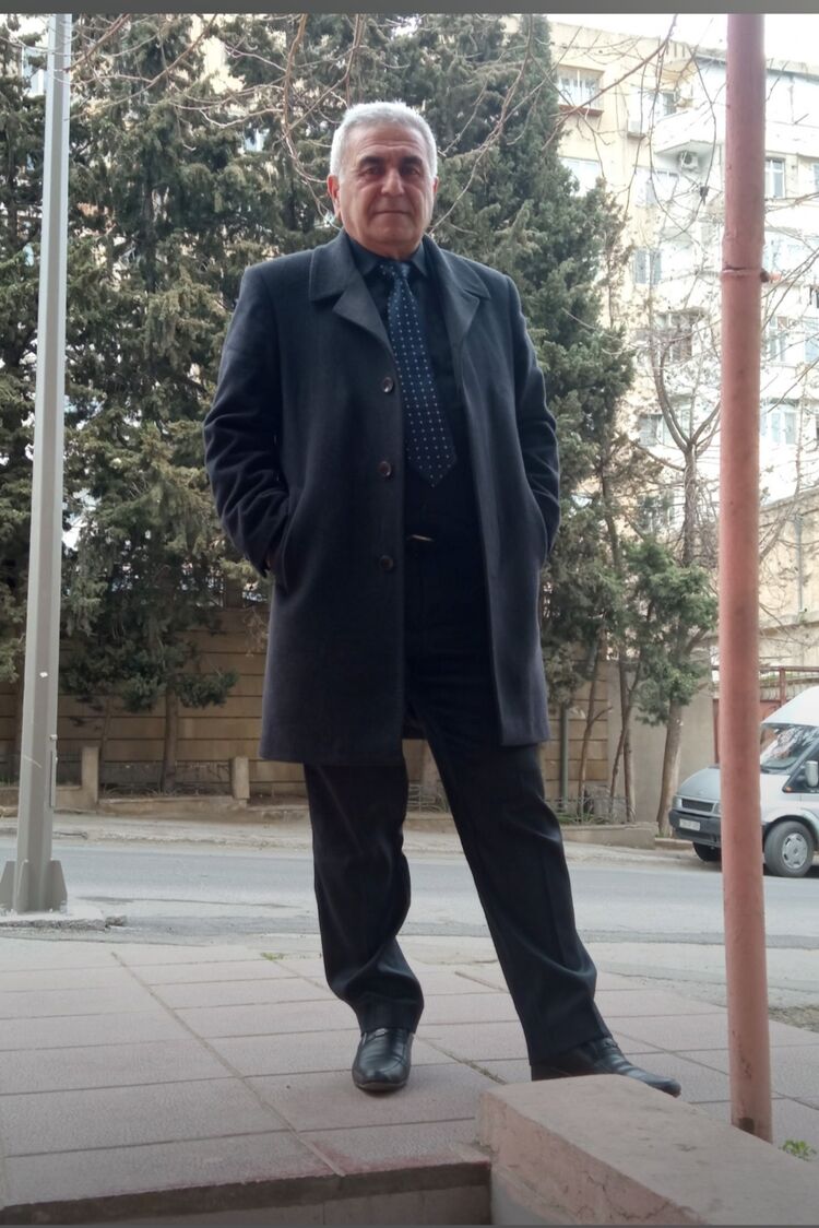  25694527  Eli, 62 ,    