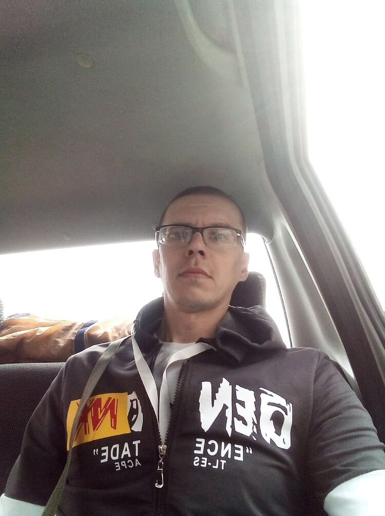  47428877  , 35 ,    