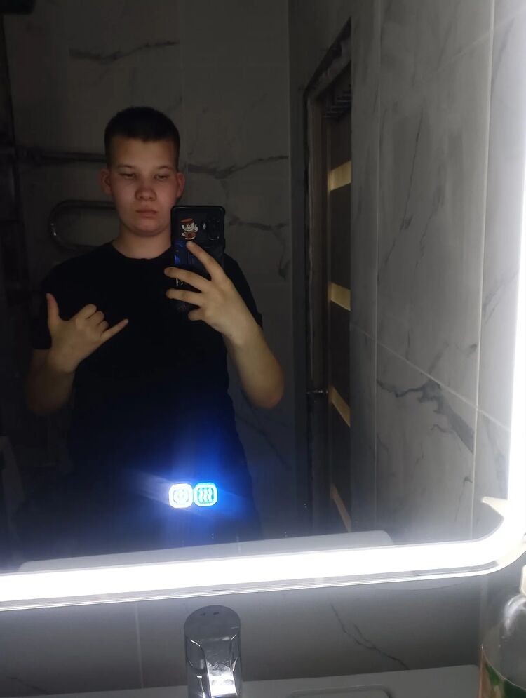  43224597  , 19 ,    
