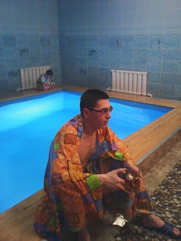  ,   Igor, 46 ,   ,   , c 