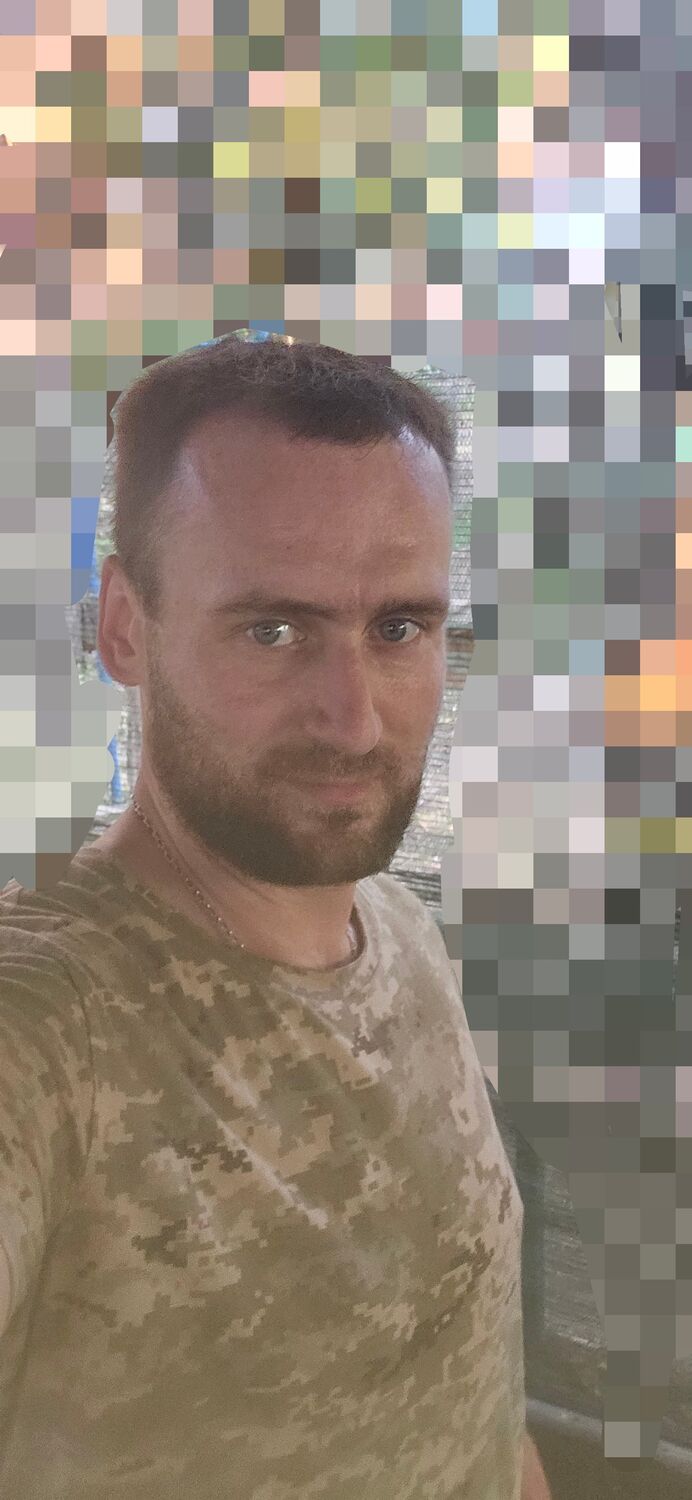  37494567  Pavel, 36 ,    