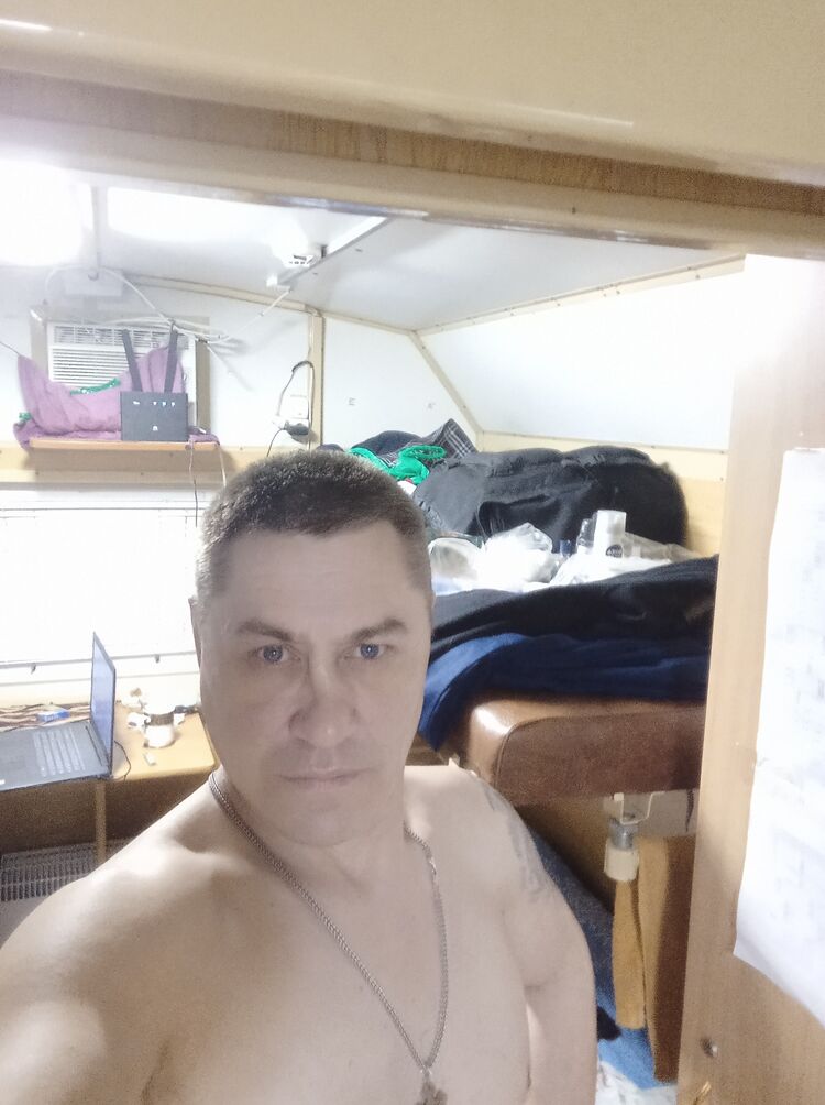  33232647  , 48 ,    