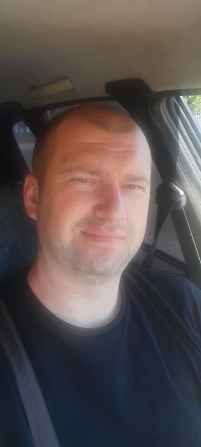  29778667  Alexander, 40 ,    