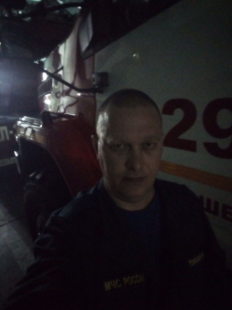  22696747  , 44 ,    