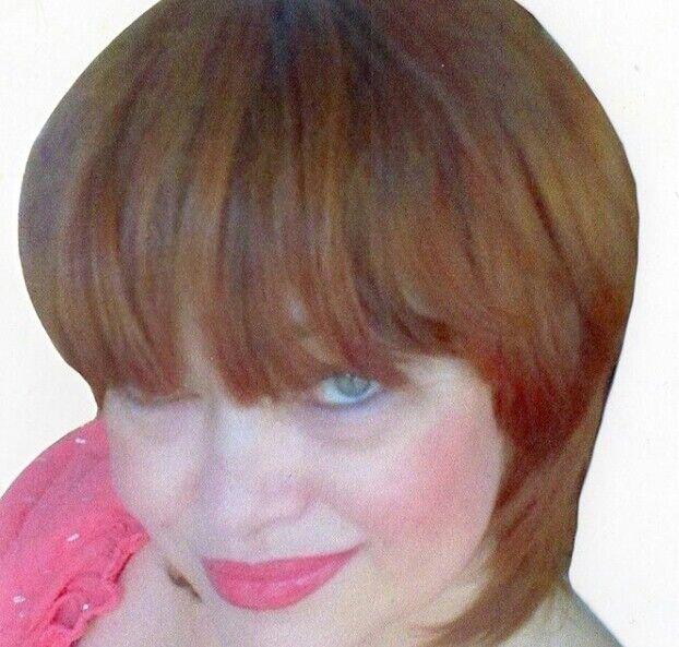  ,   EvaLahouari, 60 ,   ,   , c 