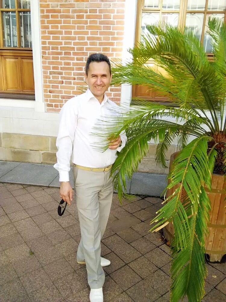  ,   Husen, 51 ,   ,   