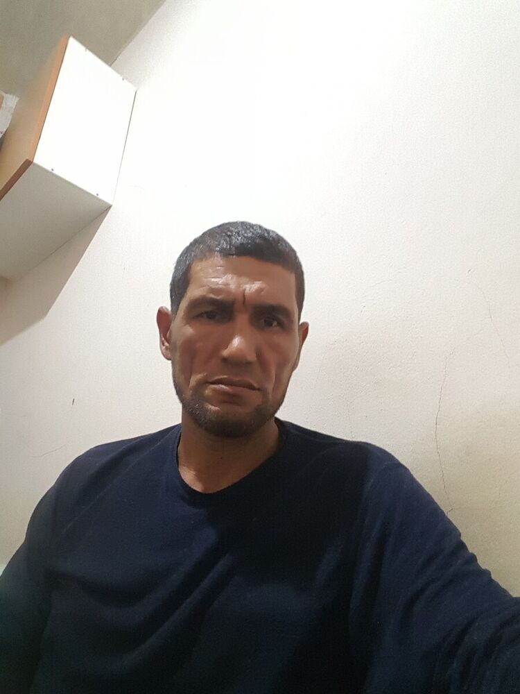  21220457  , 46 ,    