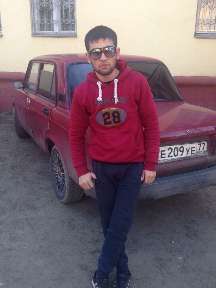  5992387  Asror, 32 ,    