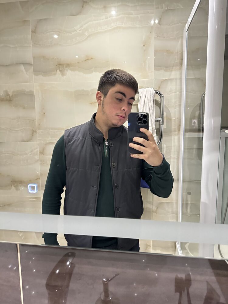  44727957  , 23 ,    