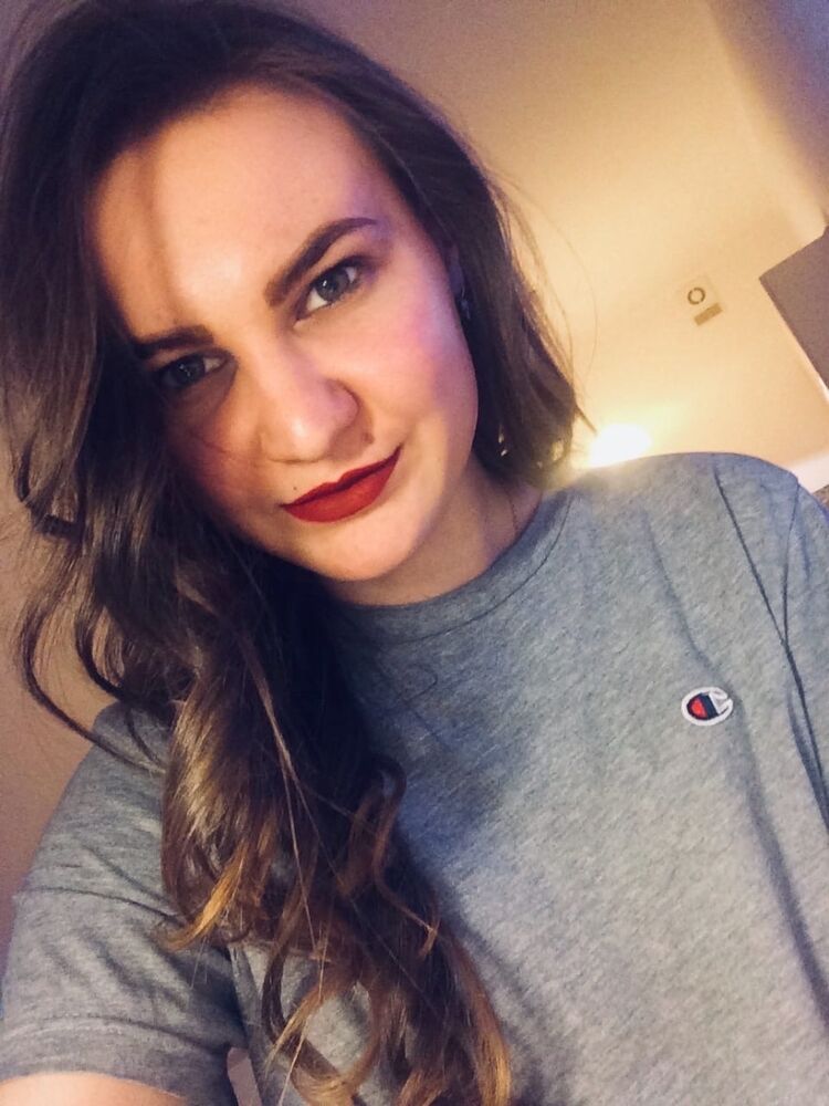  50426837  Kate, 40 ,    