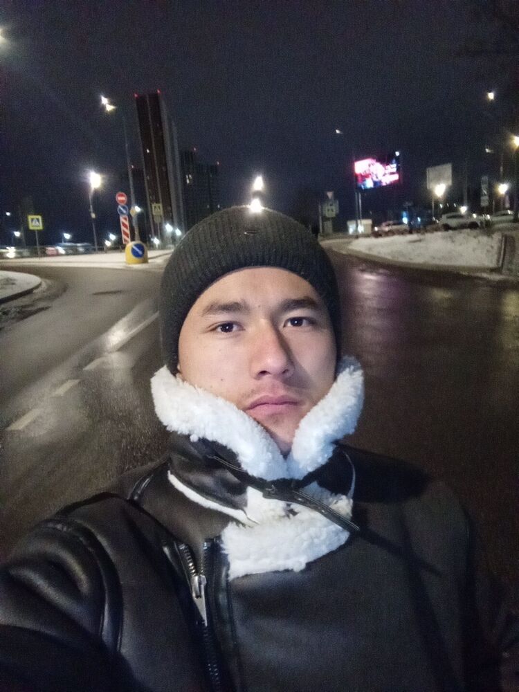  49210627  Baxtiyor, 19 ,    