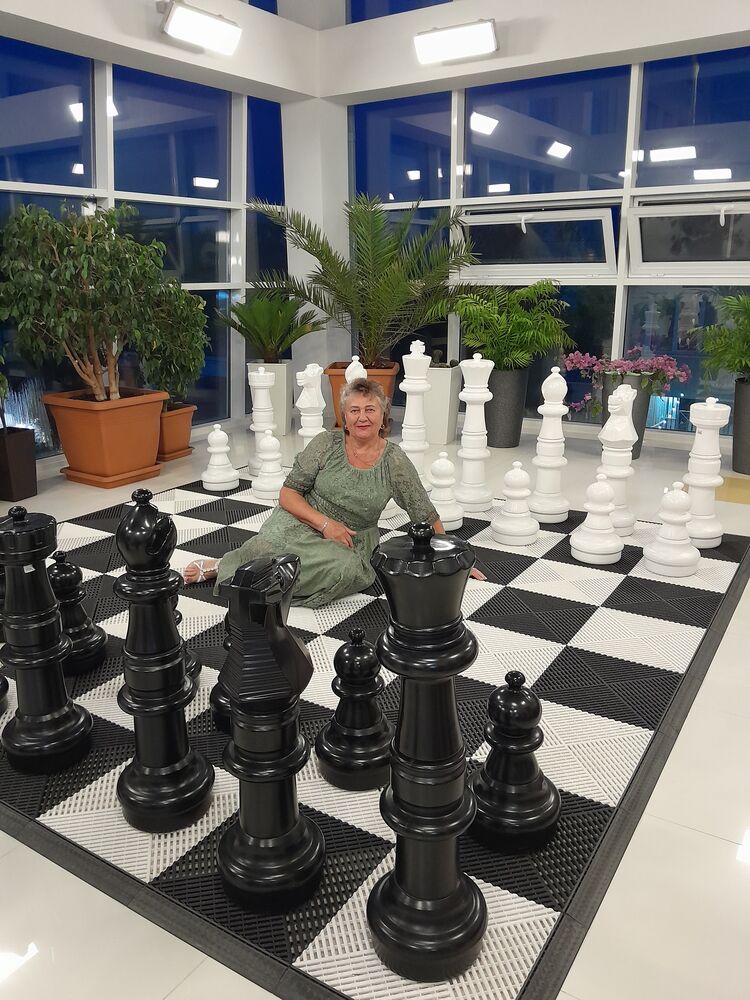  46682637  , 69 ,    