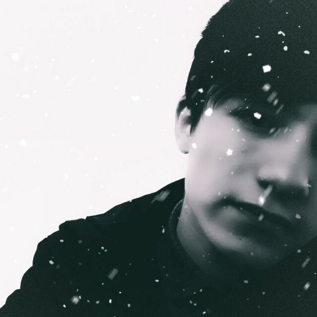  22956227  Lacho, 24 ,    