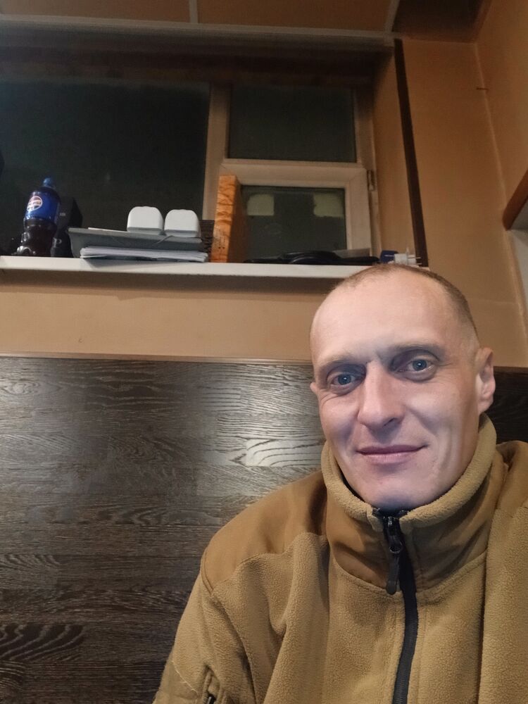  47078427  , 35 ,    