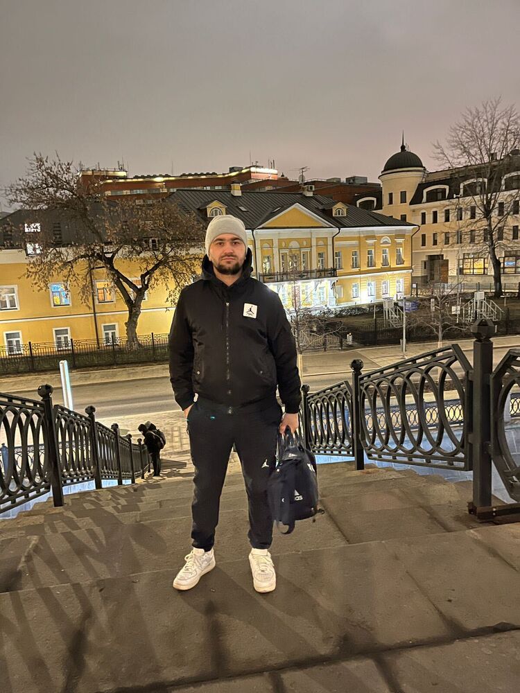  50592027  , 30 ,    Praha