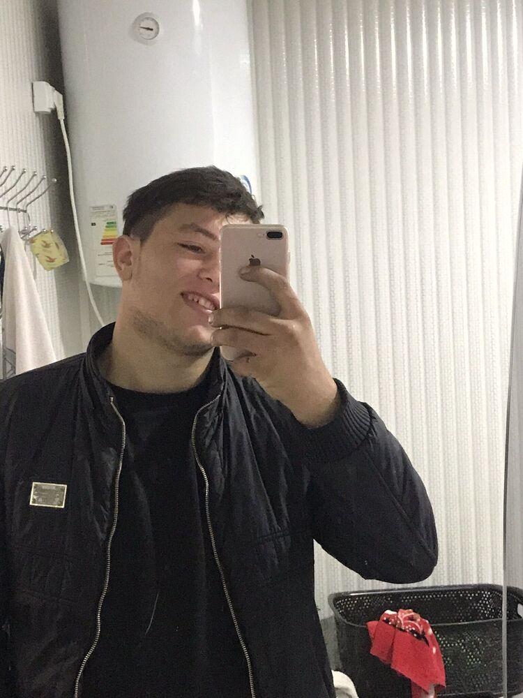  40138637  Magamed, 21 ,    Frankfurt Am Main
