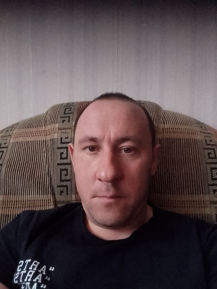  33228427  , 38 ,    