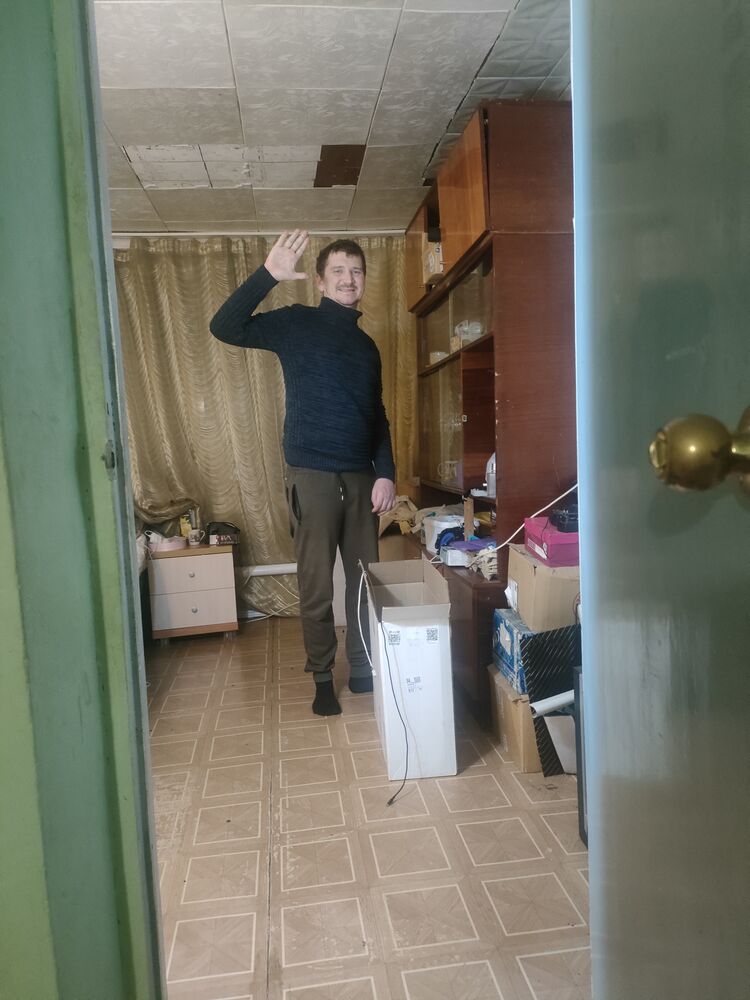  48198087  , 34 ,    