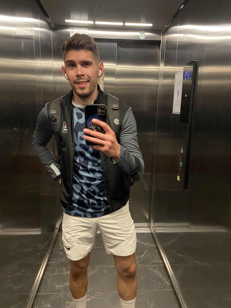  46323587  , 32 ,    
