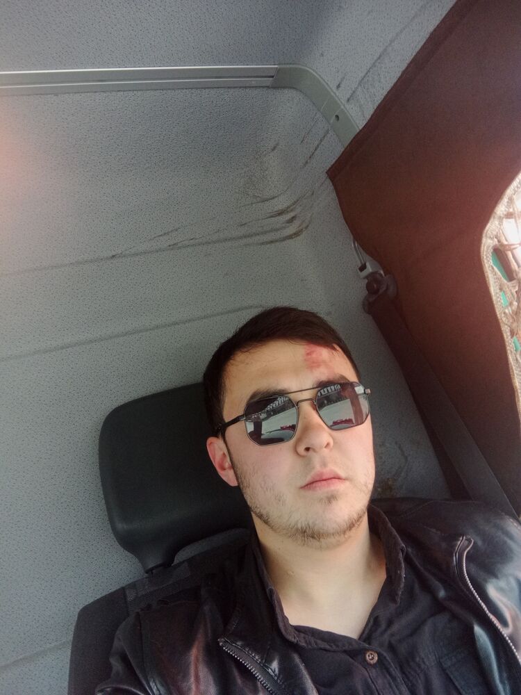  37466457  , 24 ,    