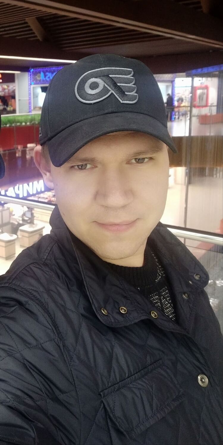  ,   Denis, 35 ,   ,   , c 