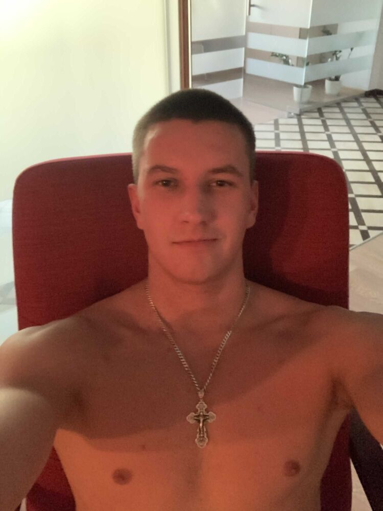  37023757  , 32 ,    -