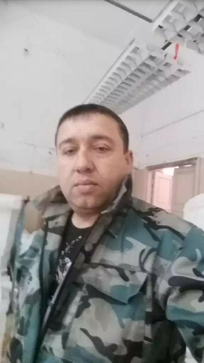  16885447  Ali, 45 ,    