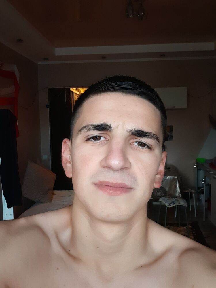  32793197  , 22 ,    