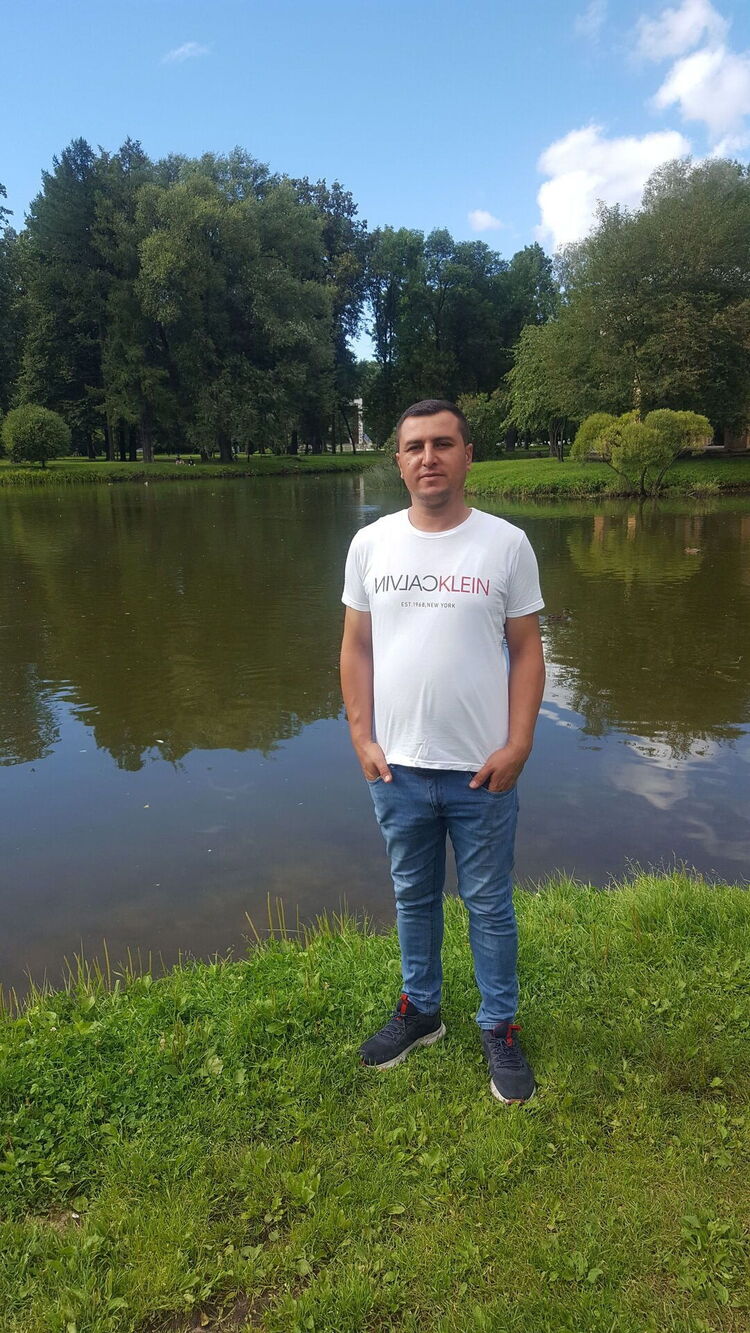  28989767  Yusuf, 38 ,    -