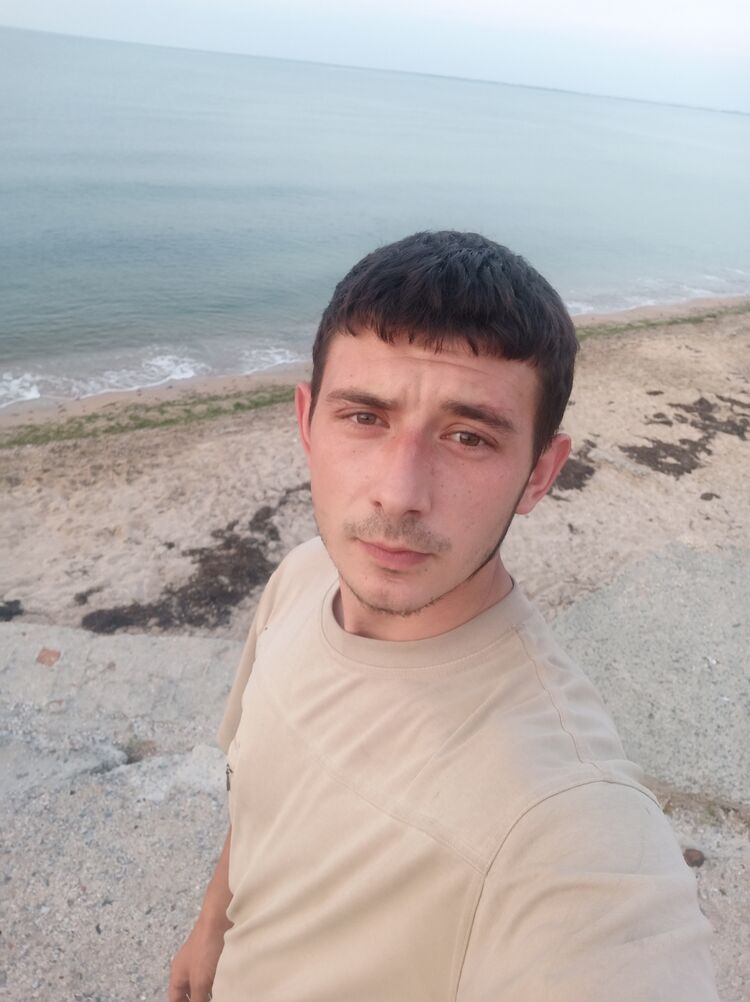  47216067  , 27 ,    