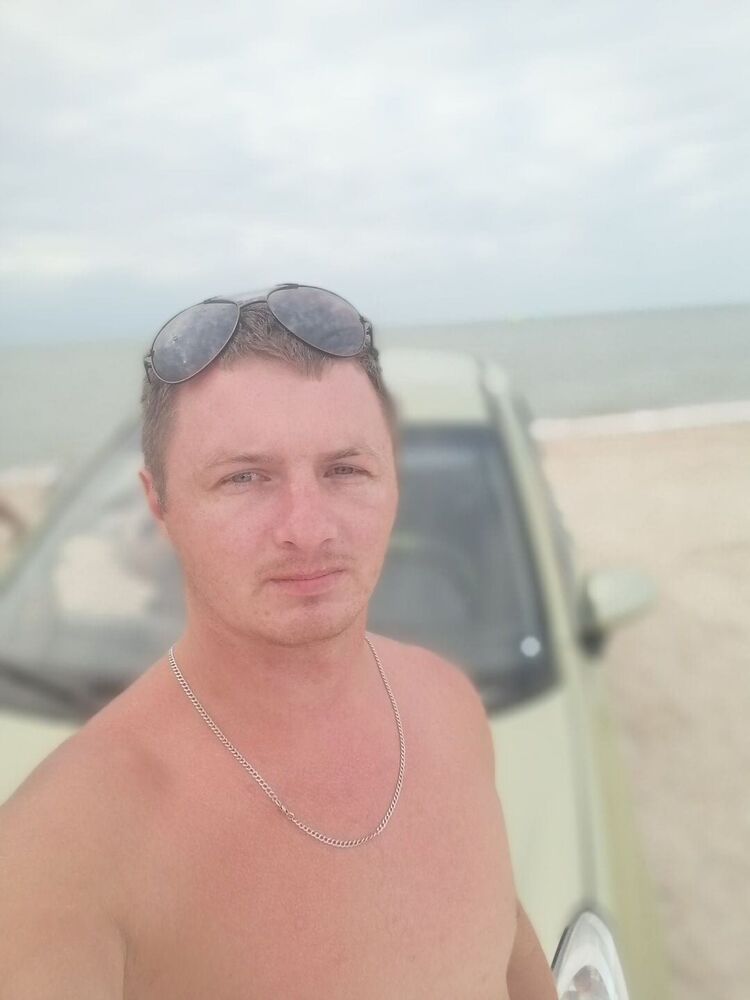  38630677  , 34 ,    
