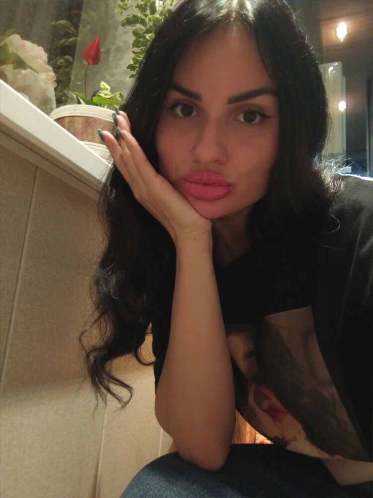  ,   Tanya, 33 ,   ,   