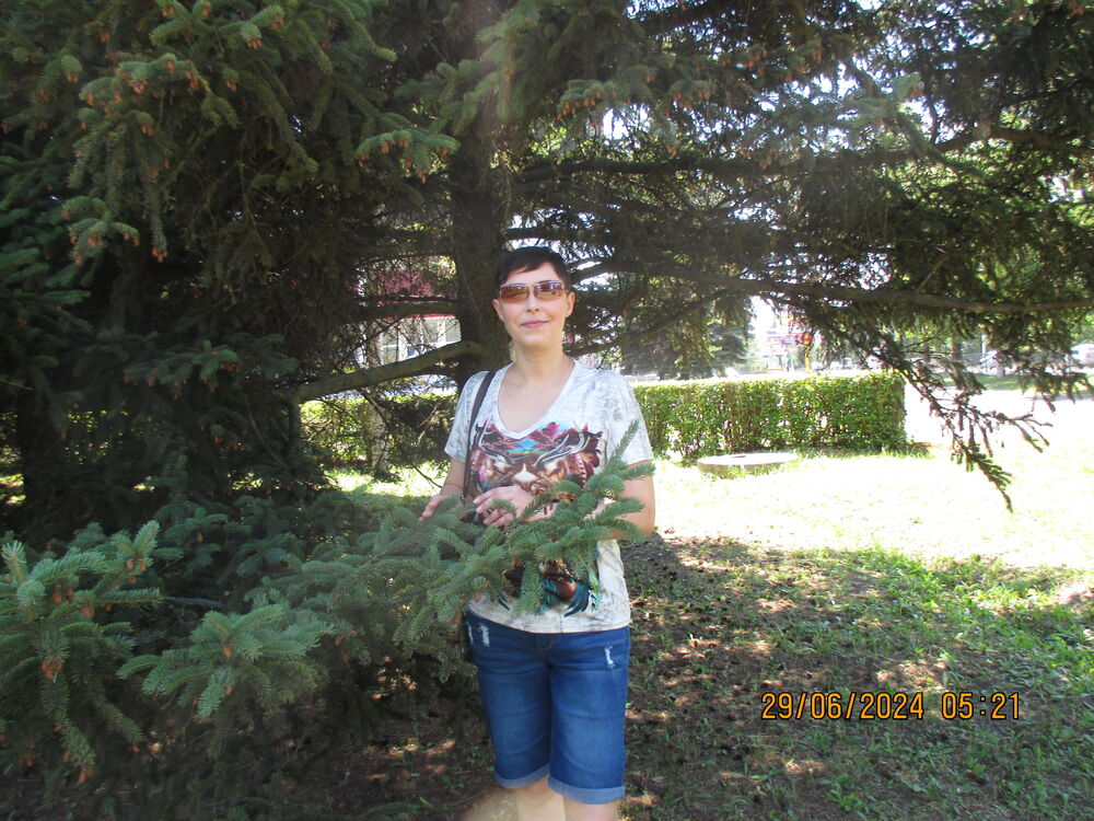  51962747  Olga, 41 ,    