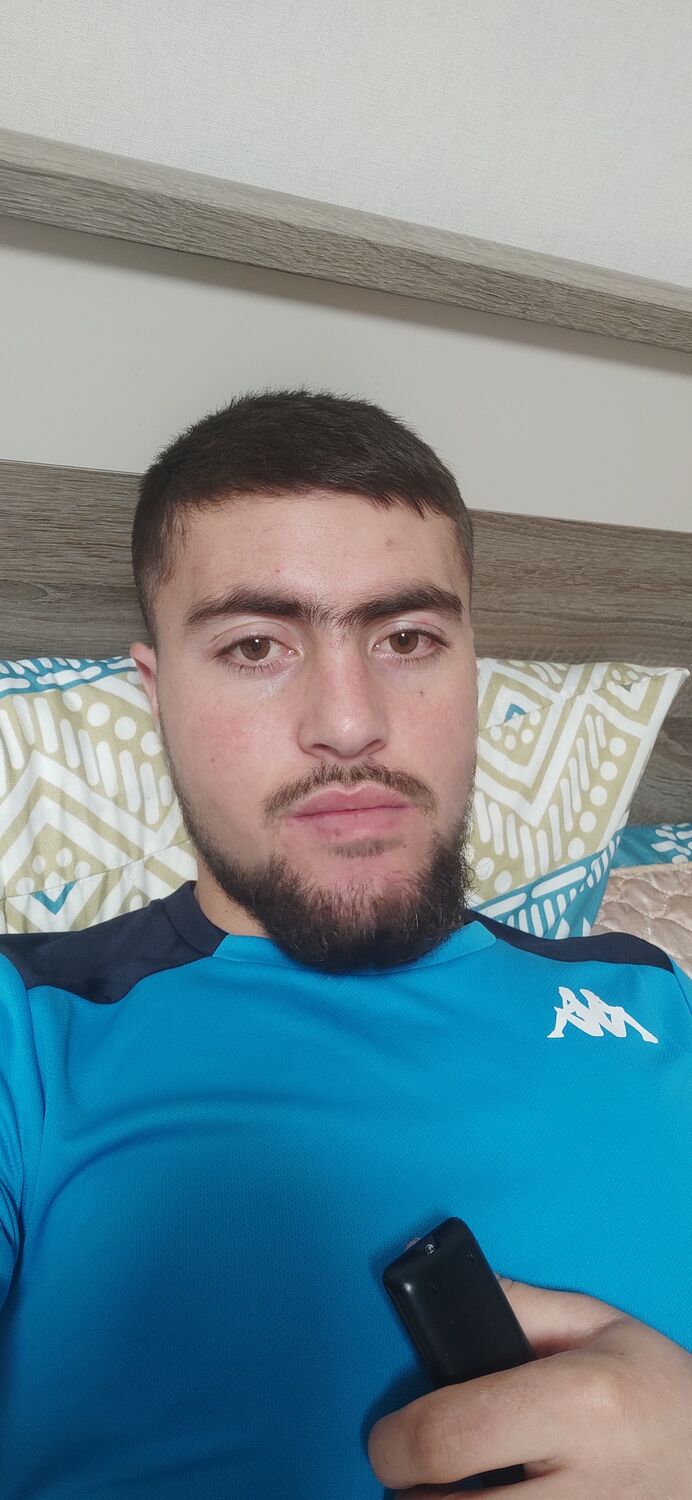  33297397  Farid, 29 ,    