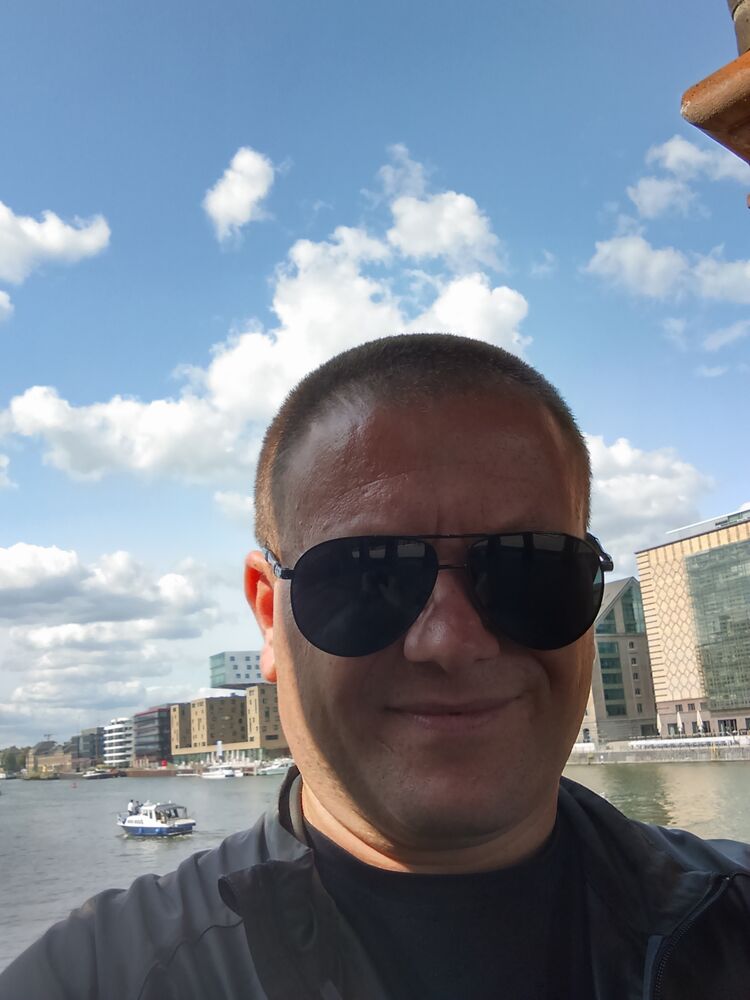  23727847  Vadim, 43 ,    