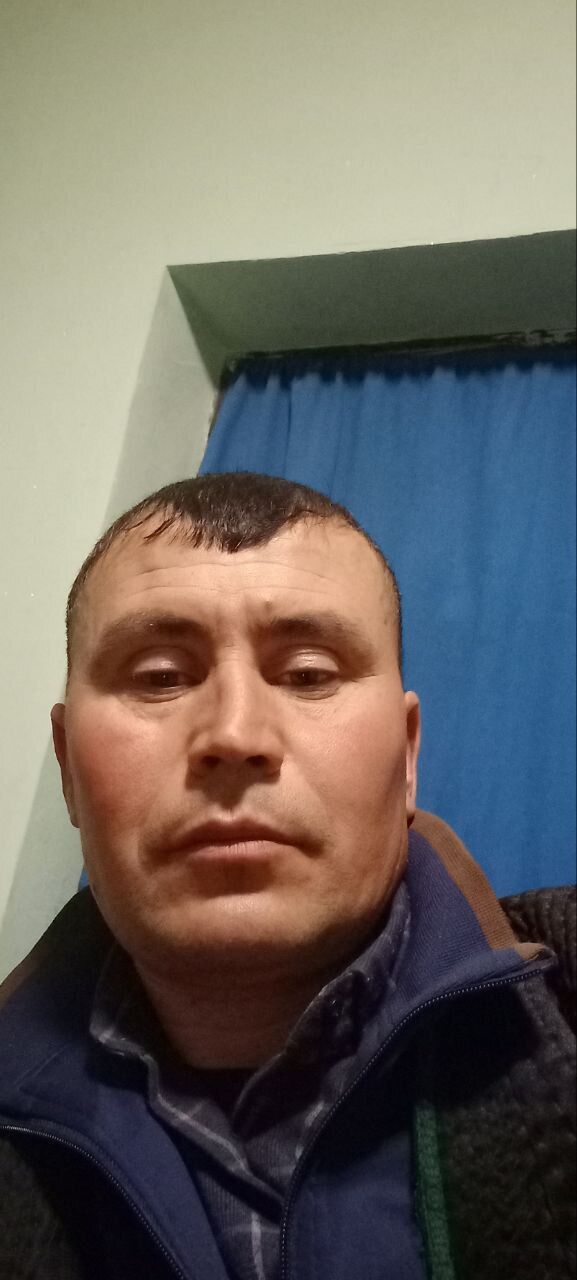  48304817  Alisher, 41 ,    