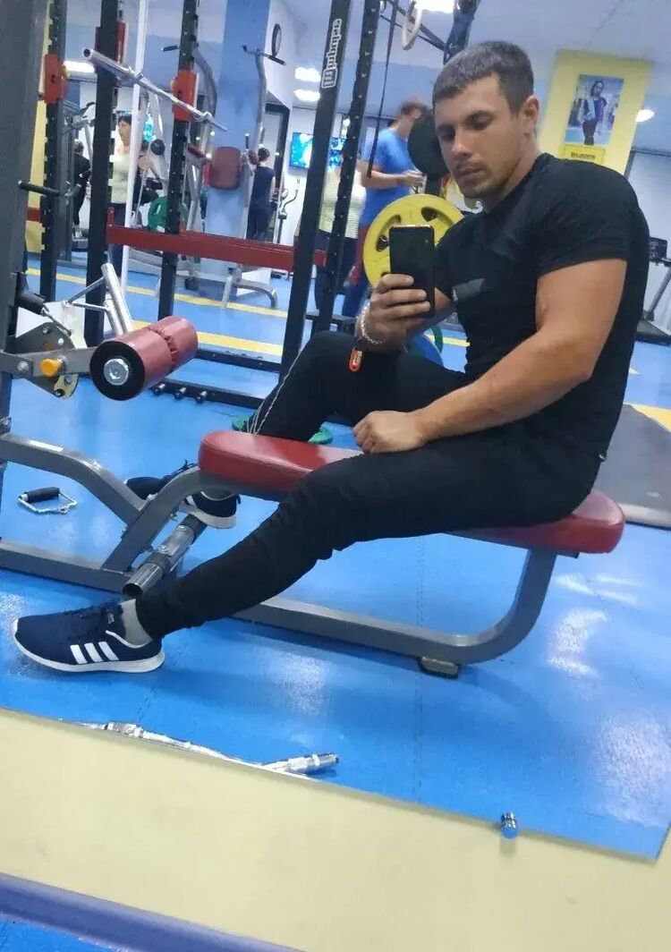  49389927  , 35 ,    