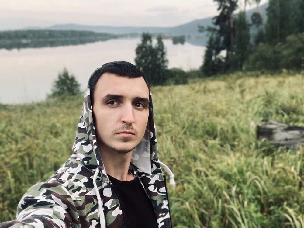  ,   Nikolay, 25 ,   ,   , c 
