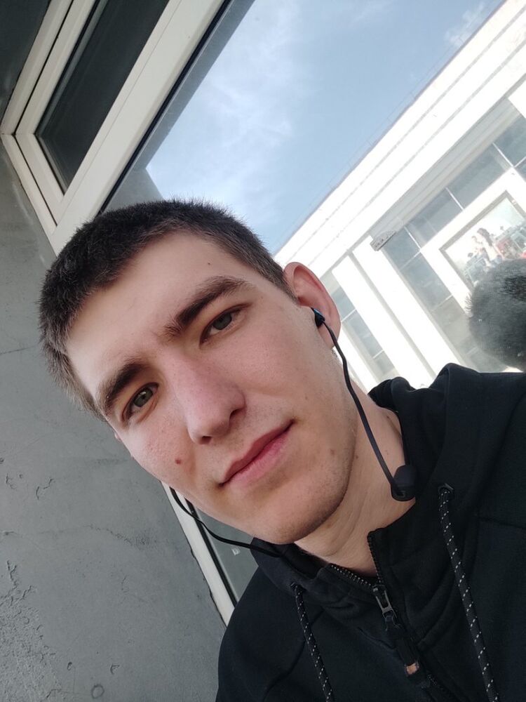  27615017  Maxim, 27 ,    