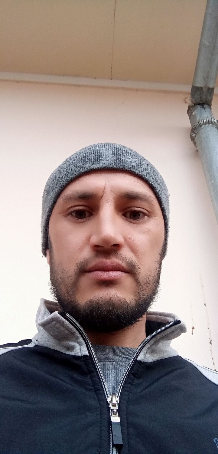  32330127  Zaza, 37 ,    
