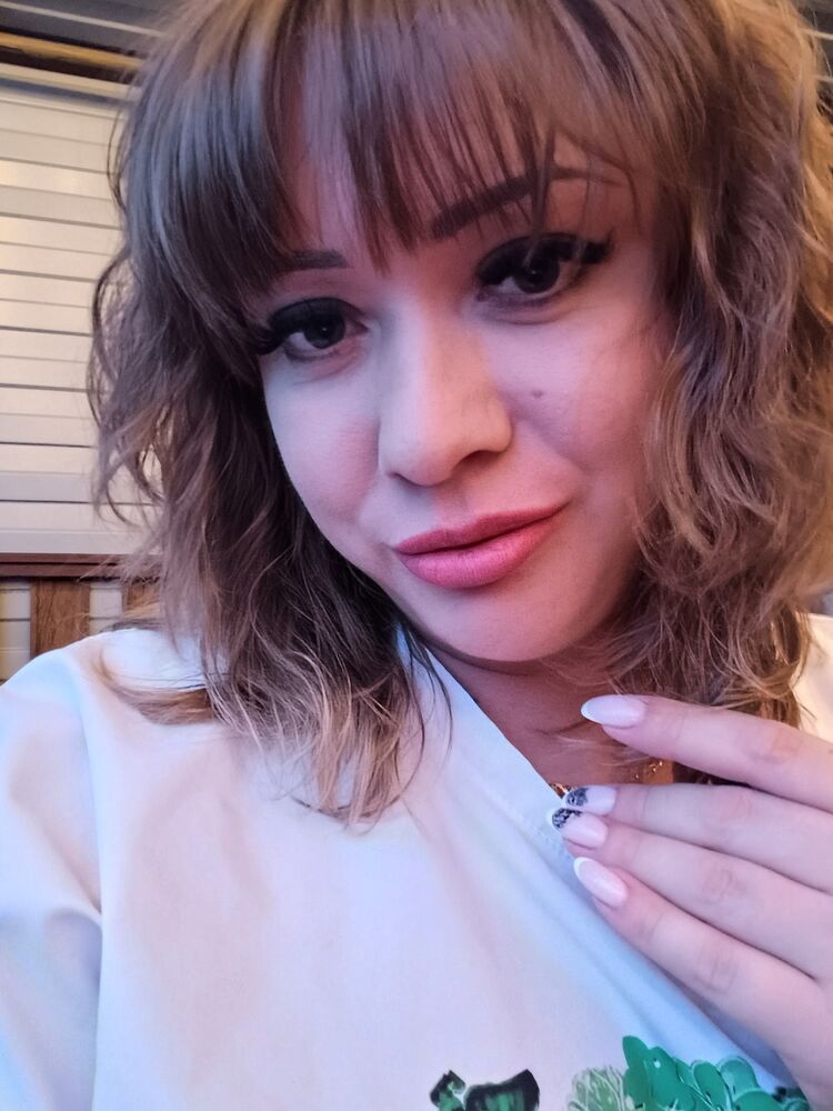  ,   Yanessa, 35 ,   ,   , c , 